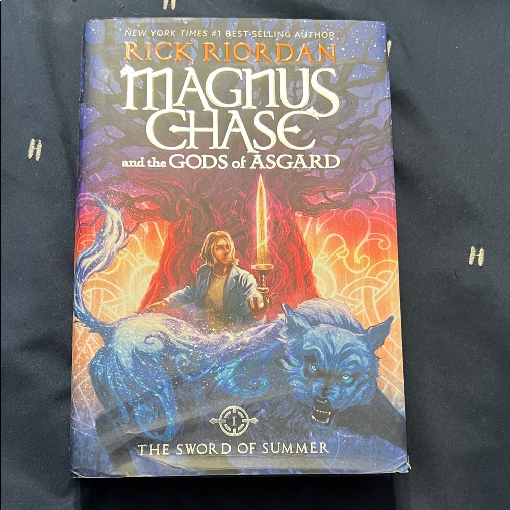 Magnus Chase and the Gods of Asgard Book 1 The Sword of Summer by Rick Riordan
